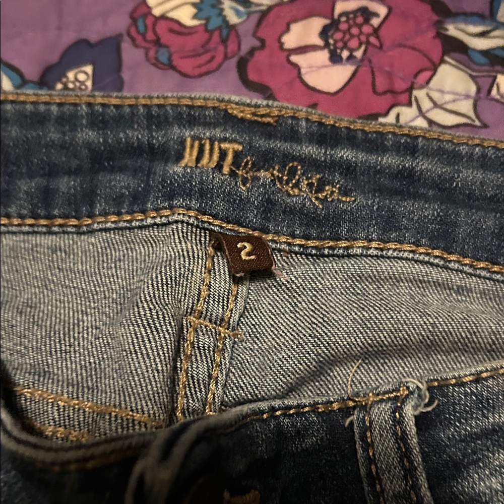 Kut from the Kloth Denim Cropped Shorts - Picture 3 of 4